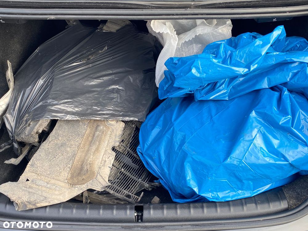 BMW Seria 5 530i Luxury Line sport - 13