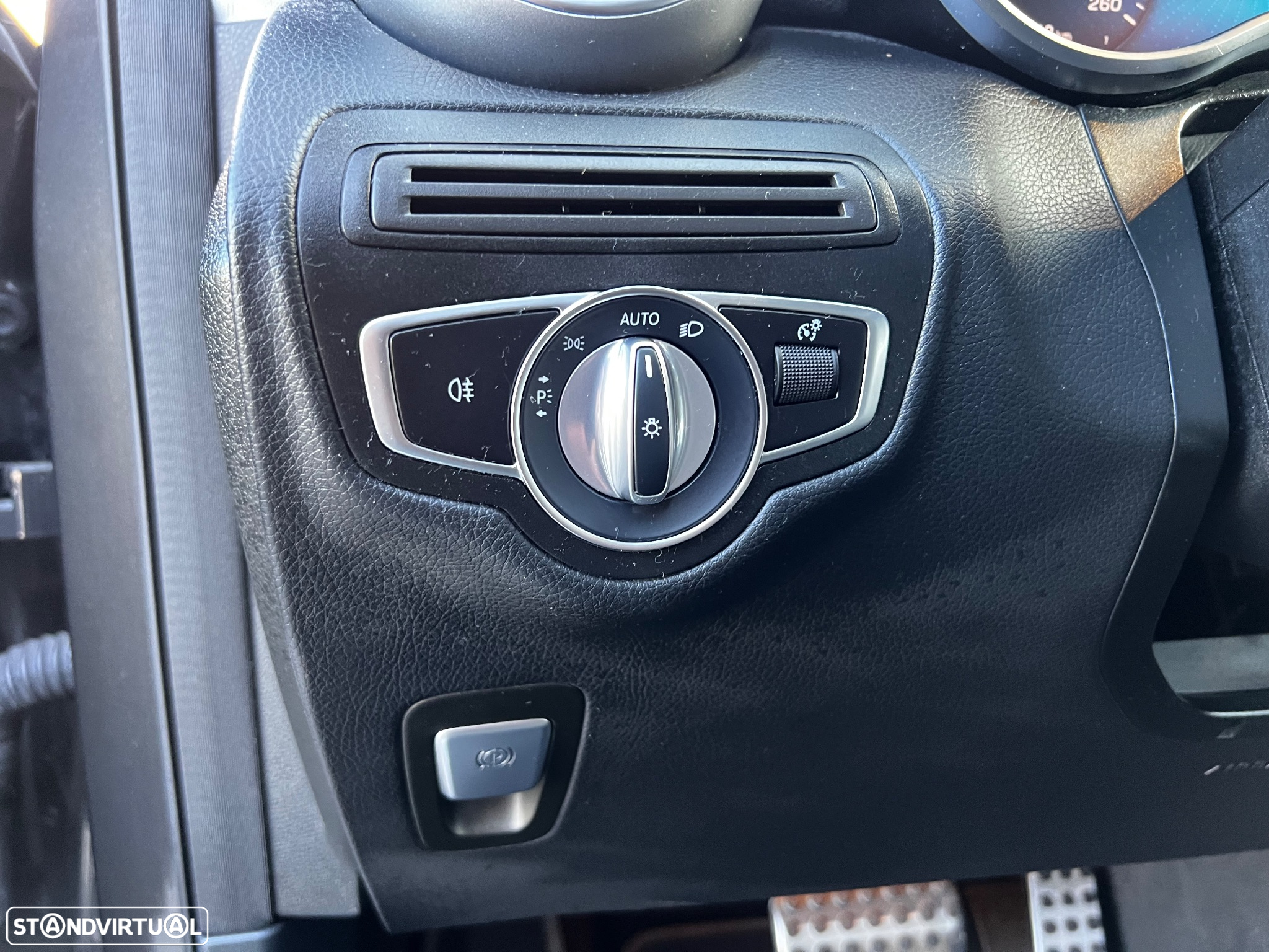 Mercedes-Benz GLC 300 de 4Matic - 18