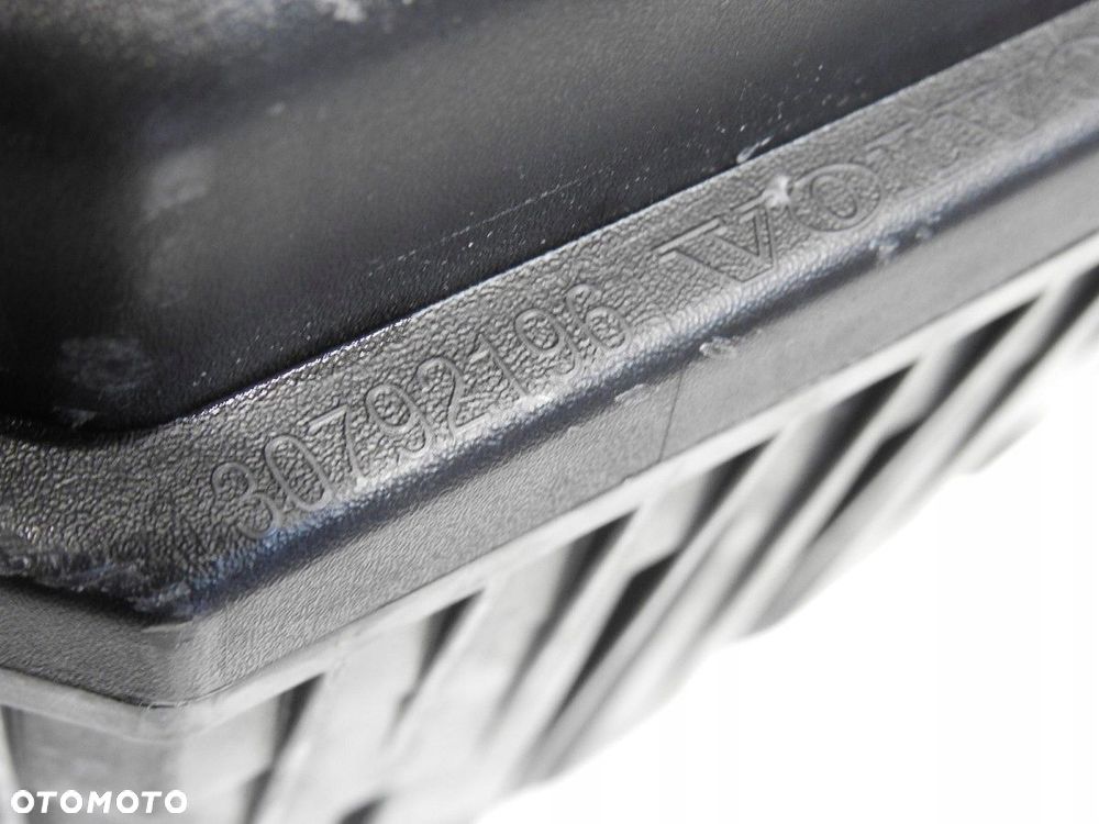 OBUDOWA FILTRA POWIETRZA VOLVO XC60 I 2.4 D5 30792196 - 6