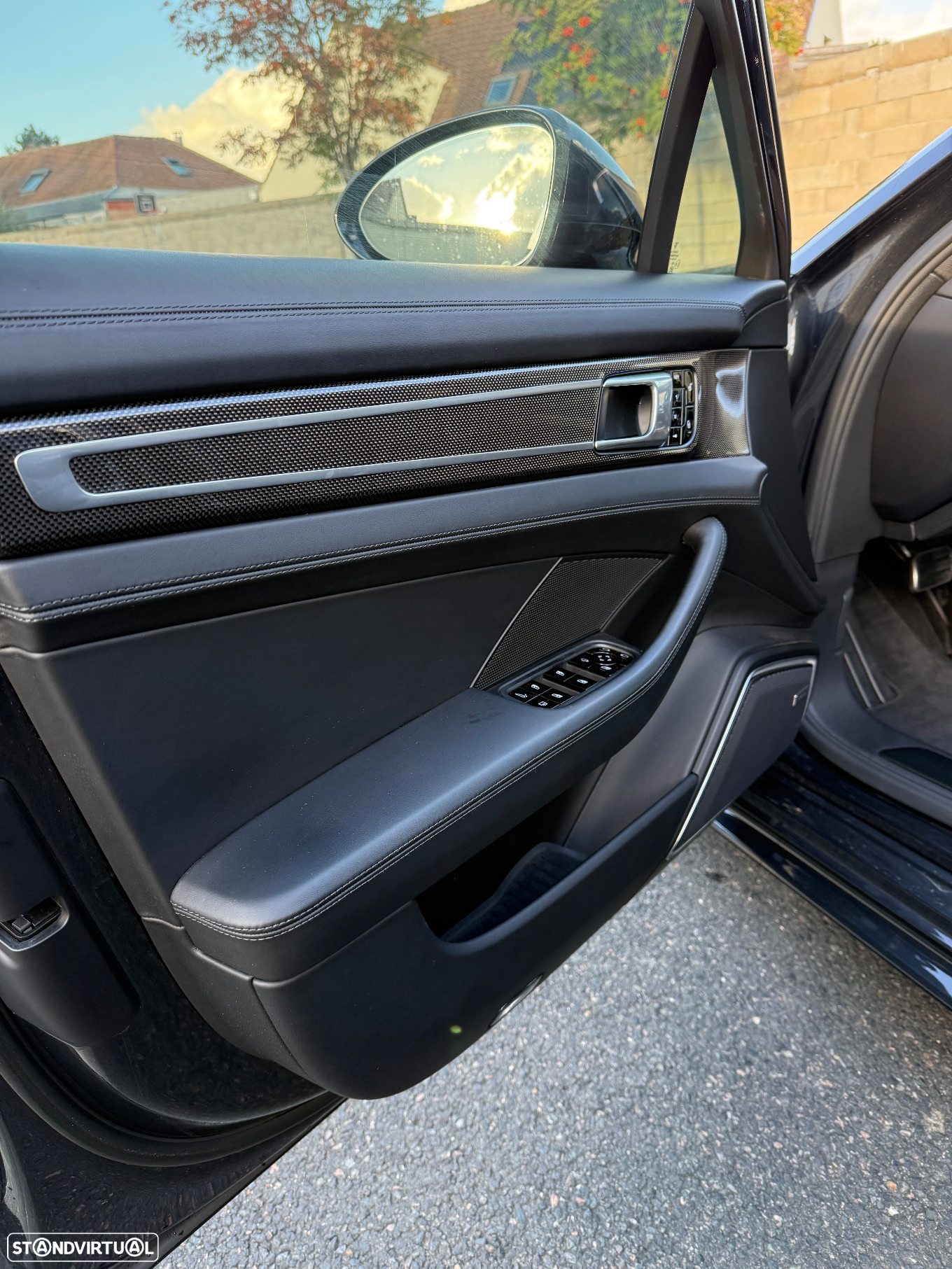 Porsche Panamera Sport Turismo 4 E-Hybrid - 11