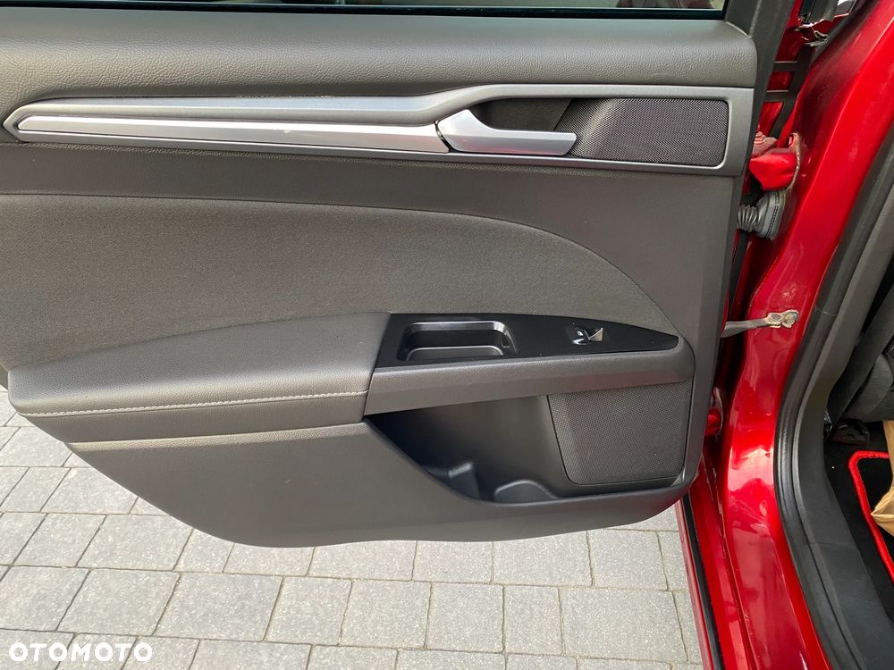 Ford Mondeo 2.0 TDCi Titanium - 22