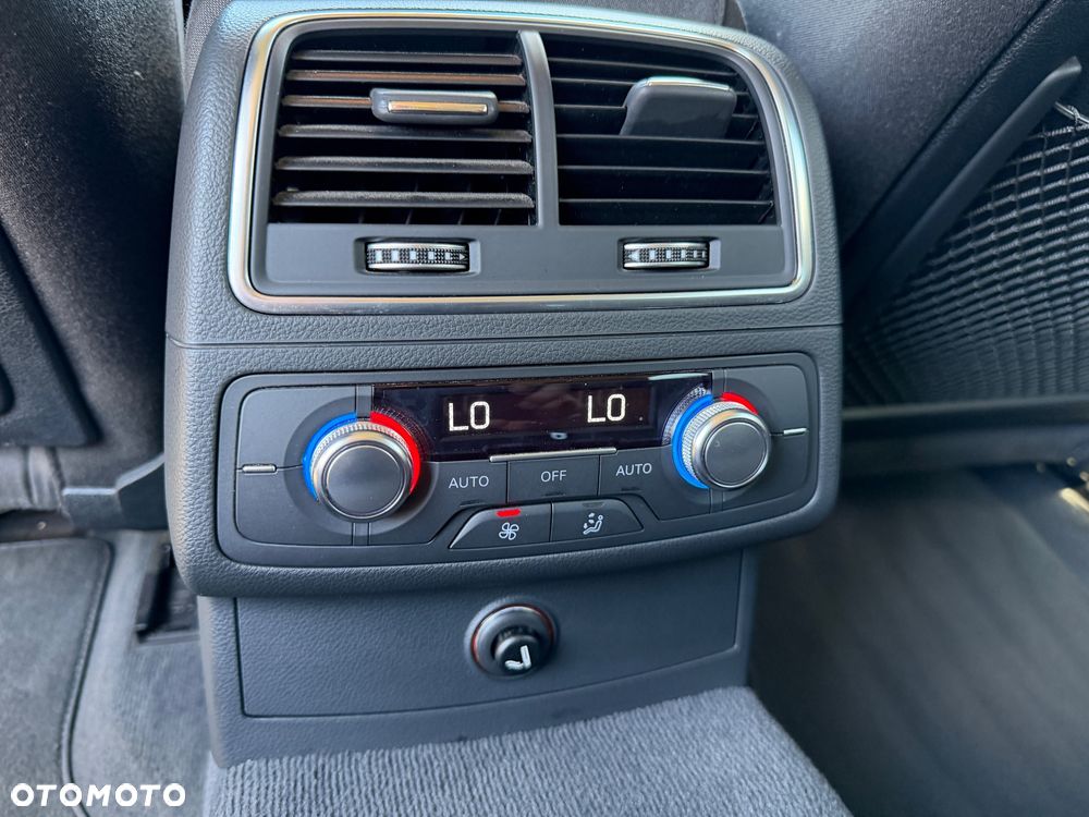 Audi A6 Avant 2.0 TDI Ultra S tronic - 22