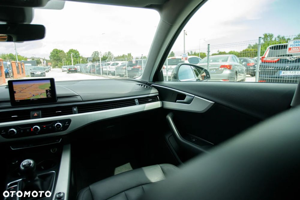 Audi A4 Avant - 30