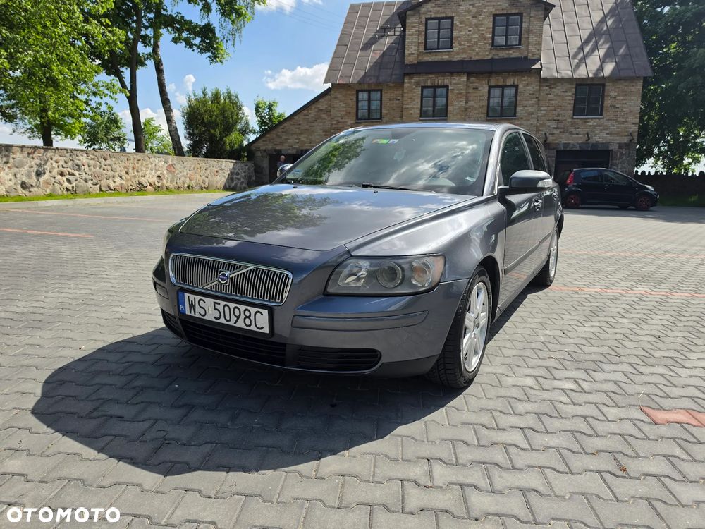Volvo V50 - 1