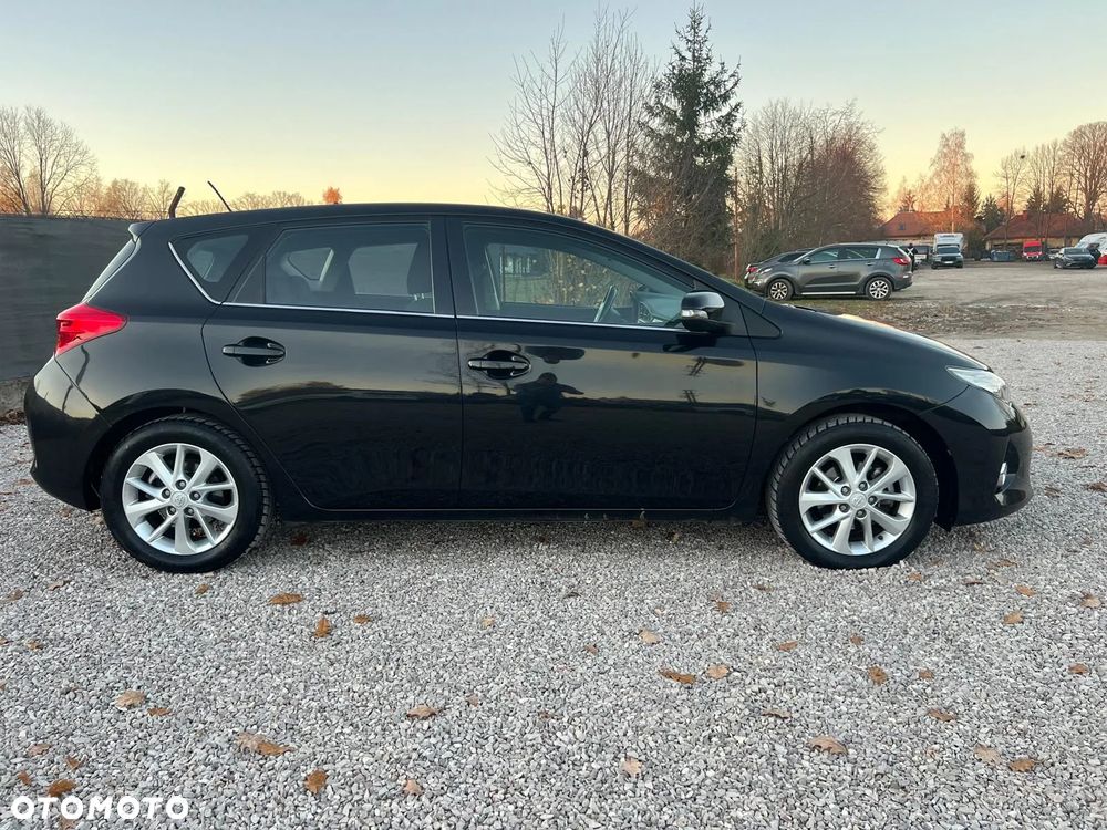Toyota Auris 1.6 Dynamic - 12