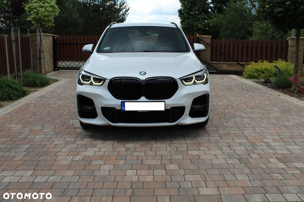 BMW X1 xDrive20i M Sport - 9