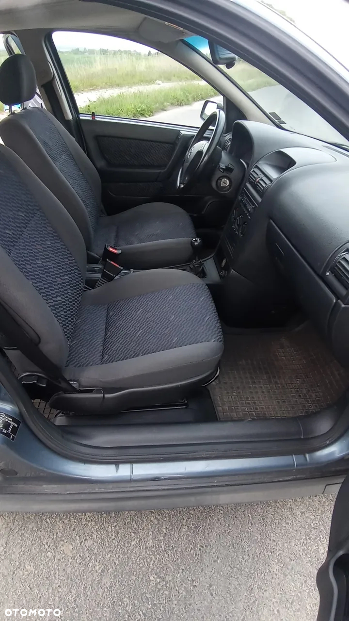 Opel Astra - 28