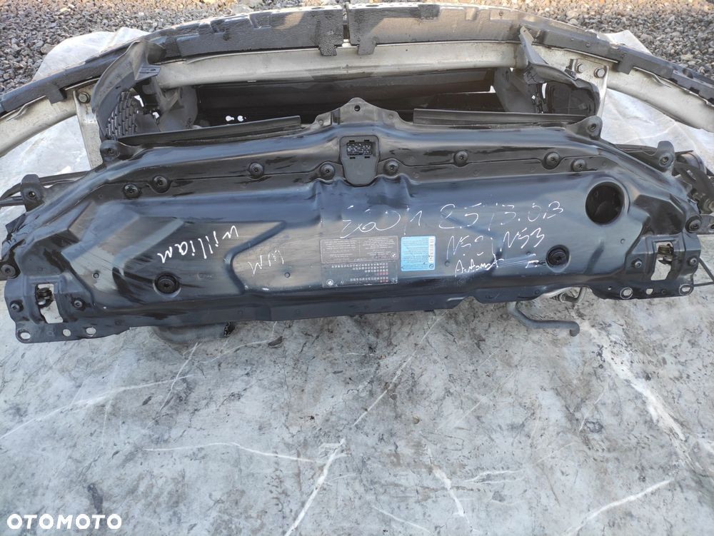 PAS PRZEDNI WZMOCNIENIE CZOŁOWE CHŁODNICE WIATRAK BMW E60 N52 N53 2.5 3.0 B - 5