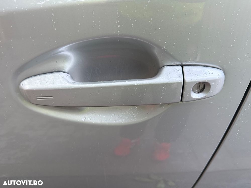 Toyota Auris 1.8 L VVT-i Luna - 8