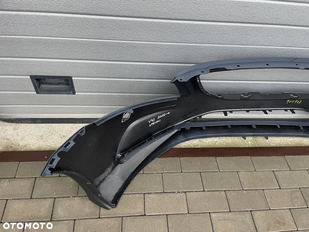 ZDERZAK PRZEDNI VOLVO V40 II  2012-- NOWY SPRYSKI - 6