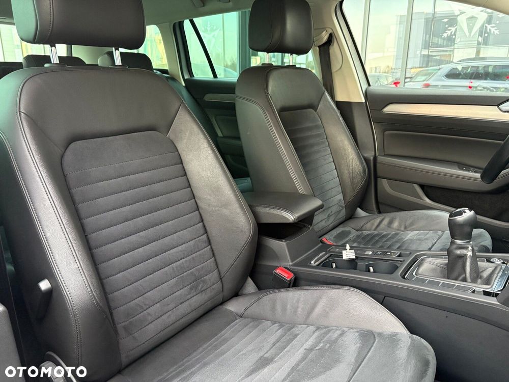 Volkswagen Passat Variant - 14