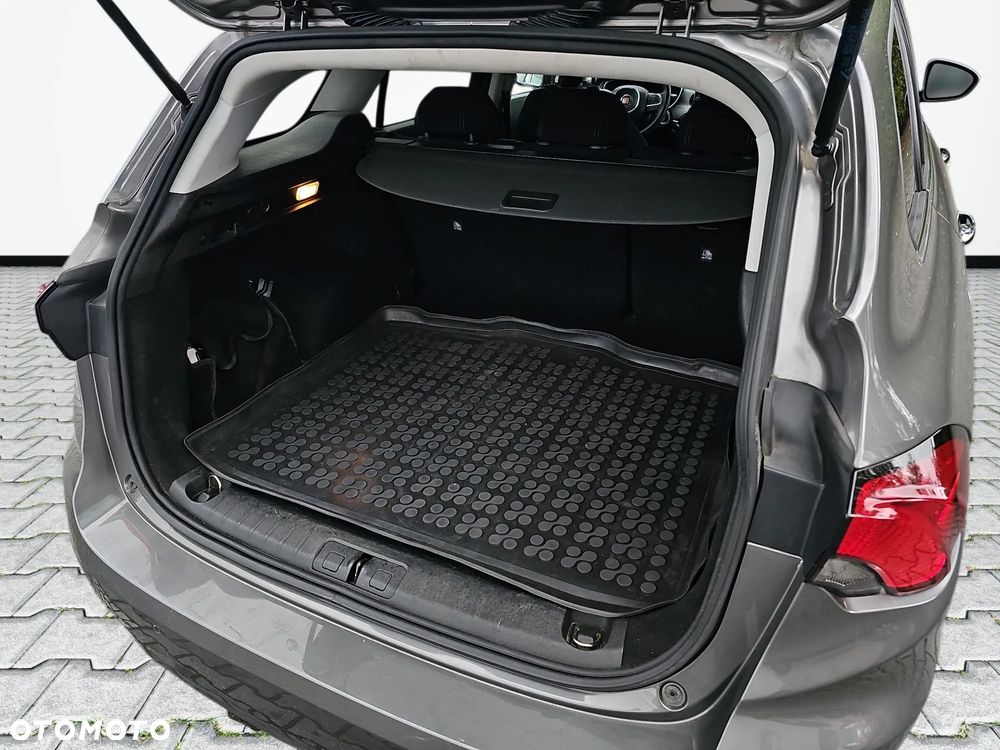 Fiat Tipo 1.4 16v Lounge EU6d - 9