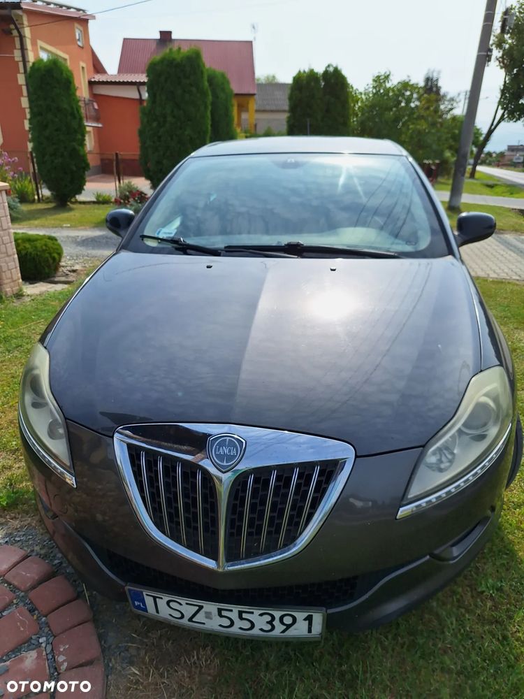 Lancia Delta 1.4 T-Jet 16v Oro - 5