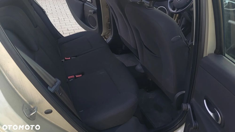 Renault Clio 1.5 dCi Expression - 20