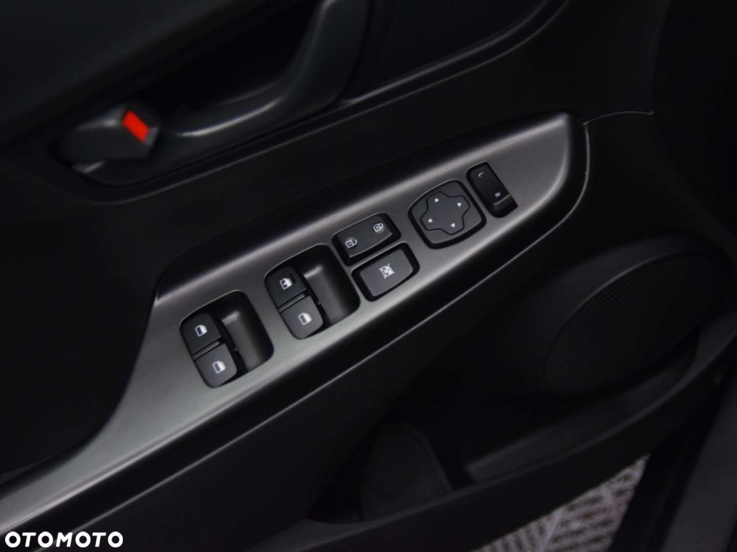 Hyundai Kona - 17