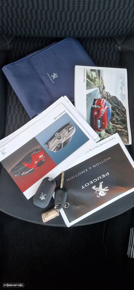 Peugeot 208 PureTech 82 Style - 26