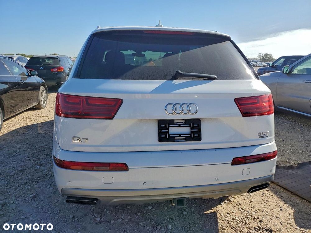 Audi Q7 - 6