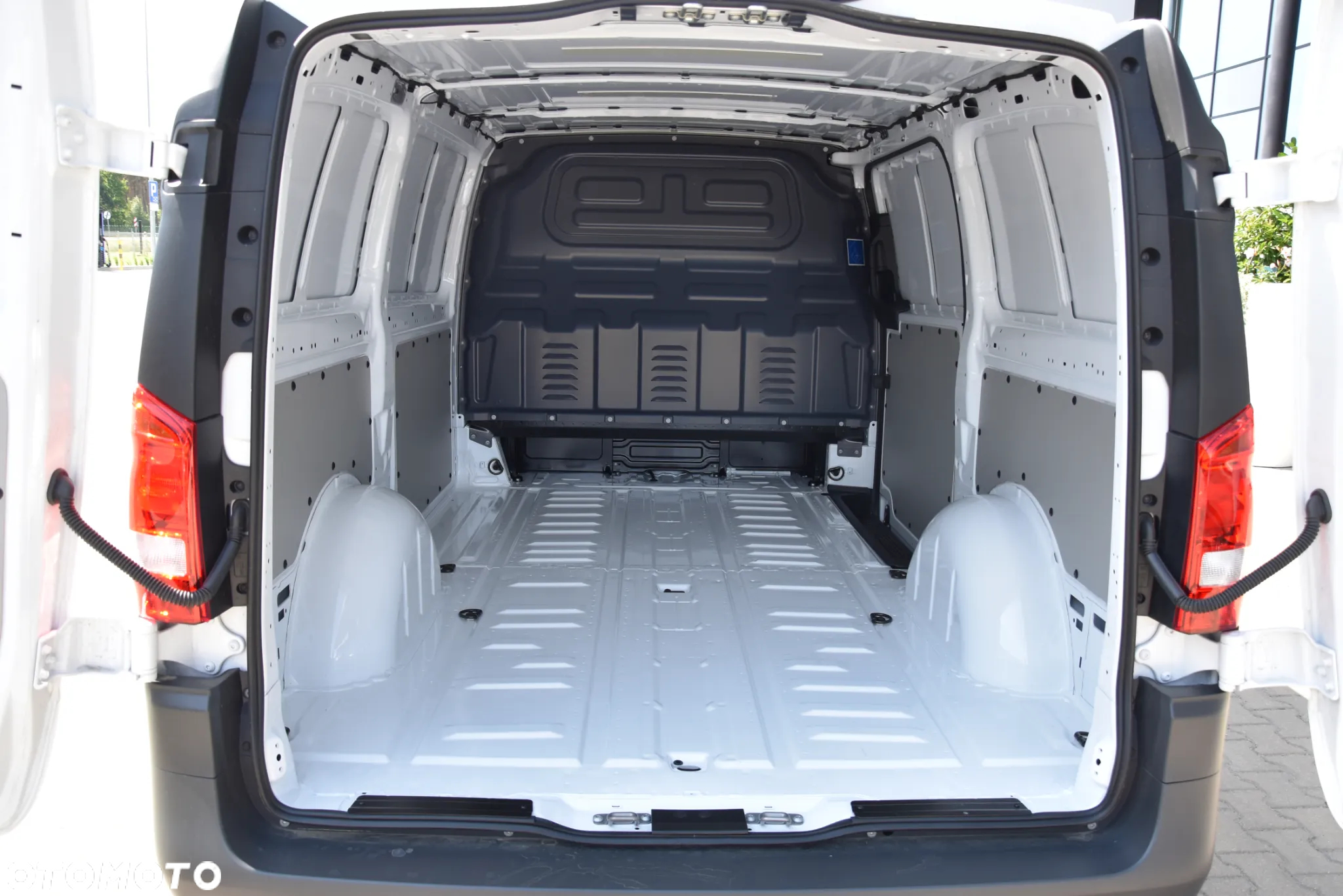 Mercedes-Benz Vito - 7