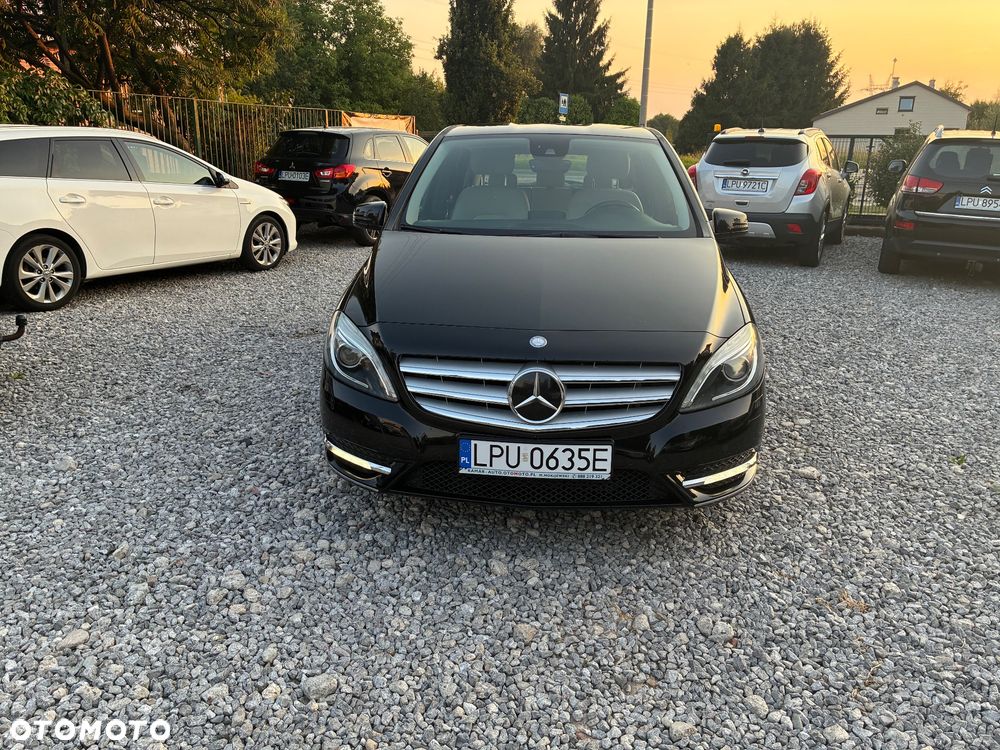 Mercedes-Benz Klasa B 180 7G-DCT Edition - 2
