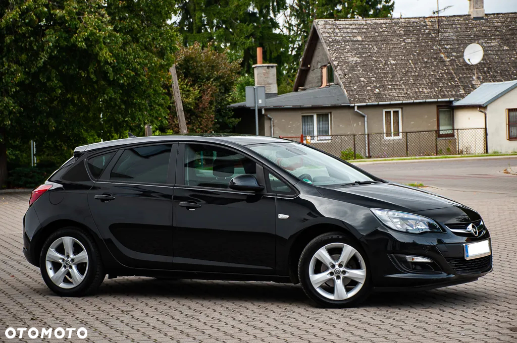 Opel Astra 1.4 Turbo Cosmo - 5