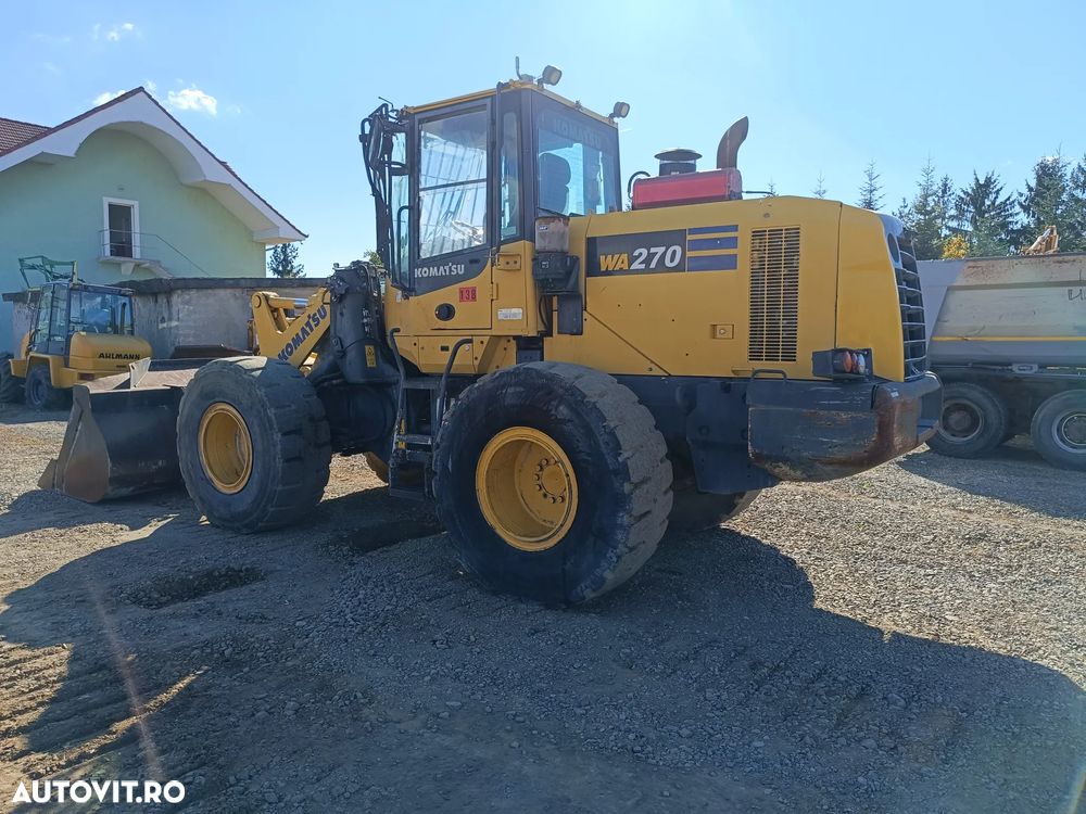 Komatsu WA270-7 - 6