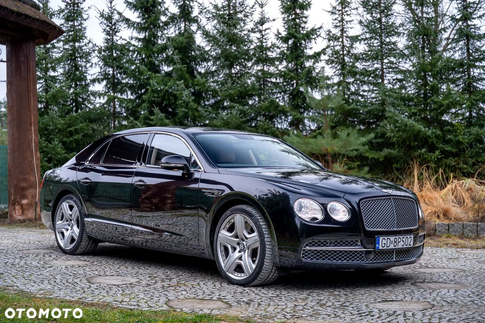Bentley Flying Spur Mulliner - 11