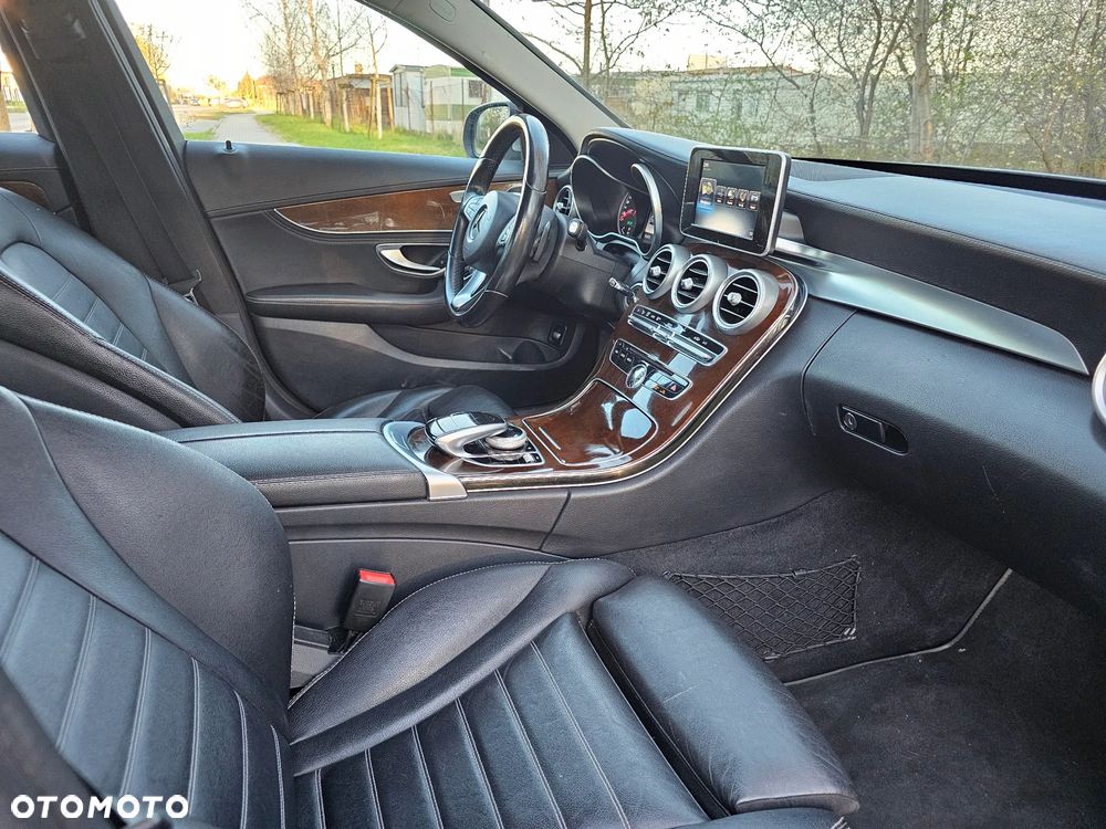 Mercedes-Benz Klasa C 180 7G-TRONIC - 11