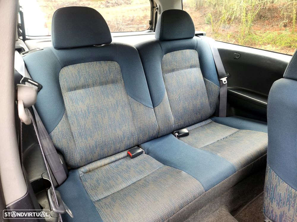 Honda HR-V 1.6 LS - 11