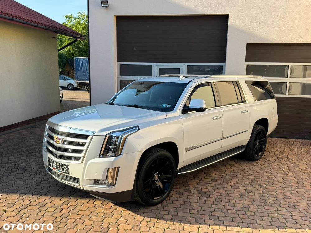 Cadillac Escalade ESV 6.2 V8 AWD AT Platinum - 2