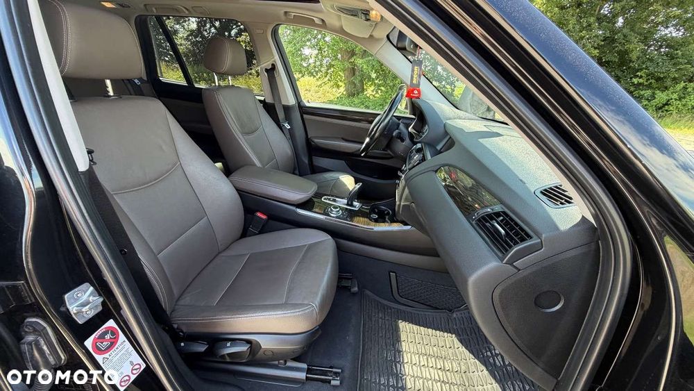 BMW X3 xDrive20d - 17
