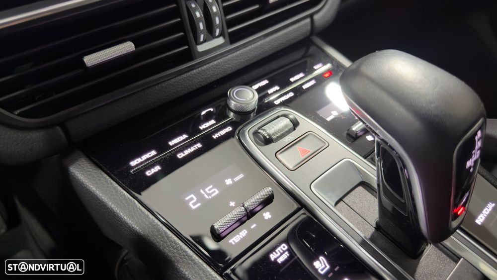 Porsche Cayenne E-Hybrid - 46