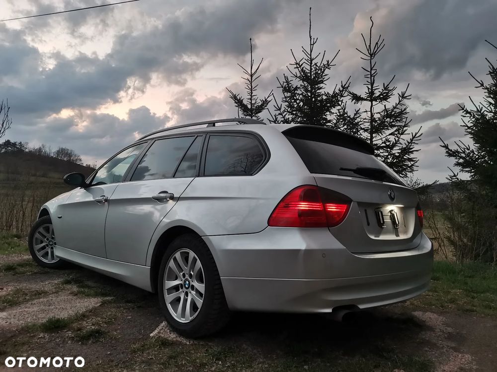 BMW Seria 3 320d - 1