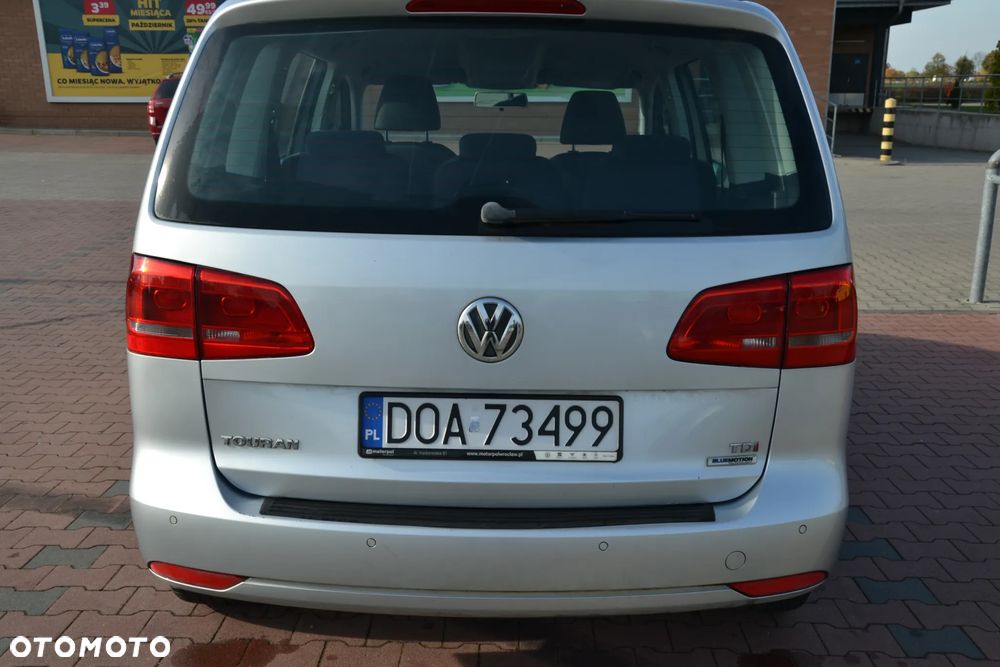 Volkswagen Touran - 6