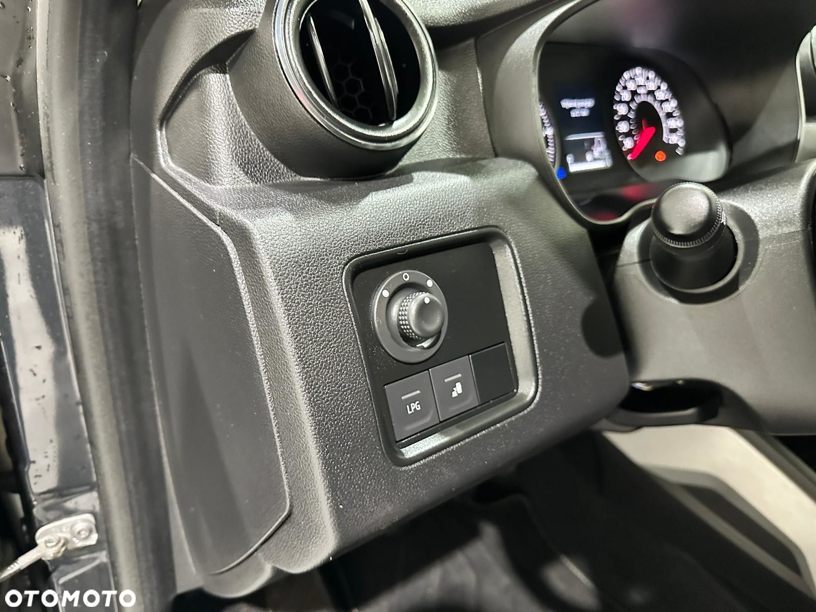 Dacia Duster - 24