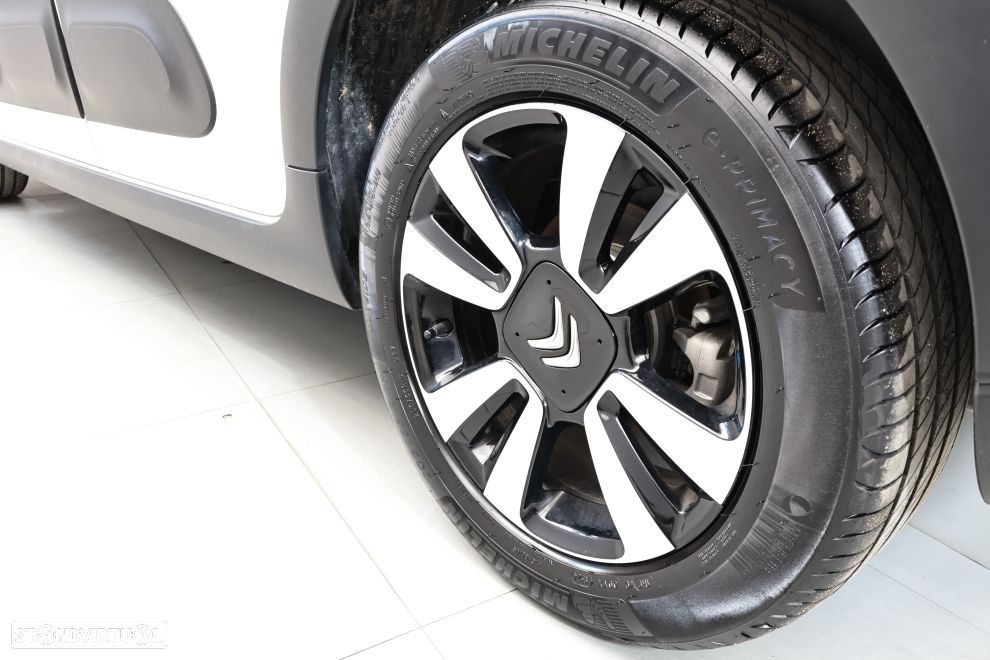 Citroën C3 1.2 PureTech Max EAT6 - 13