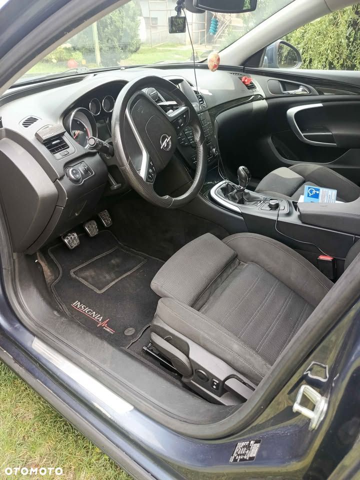 Opel Insignia - 10