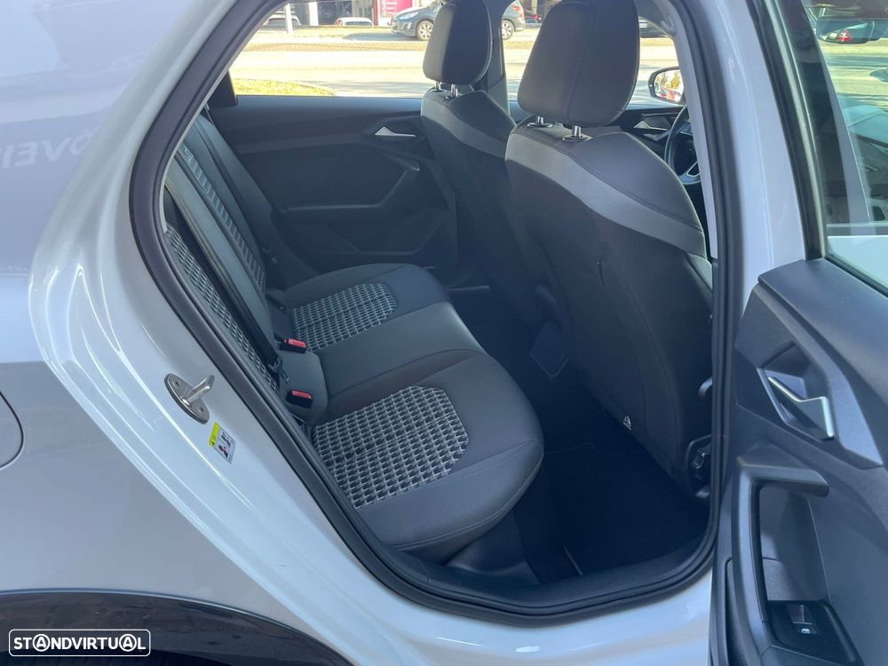 Audi A1 Citycarver 30 TFSI S tronic - 11