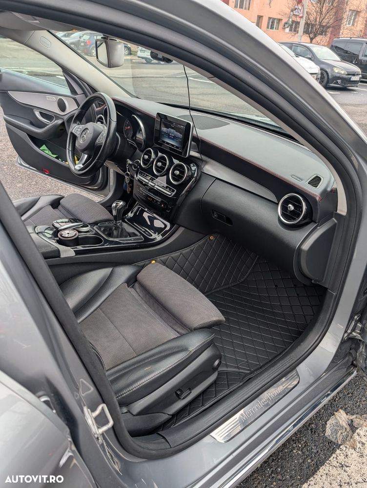 Mercedes-Benz C - 11