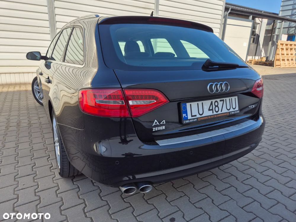 Audi A4 Avant 2.0 TDI DPF clean diesel S line Sportpaket - 18