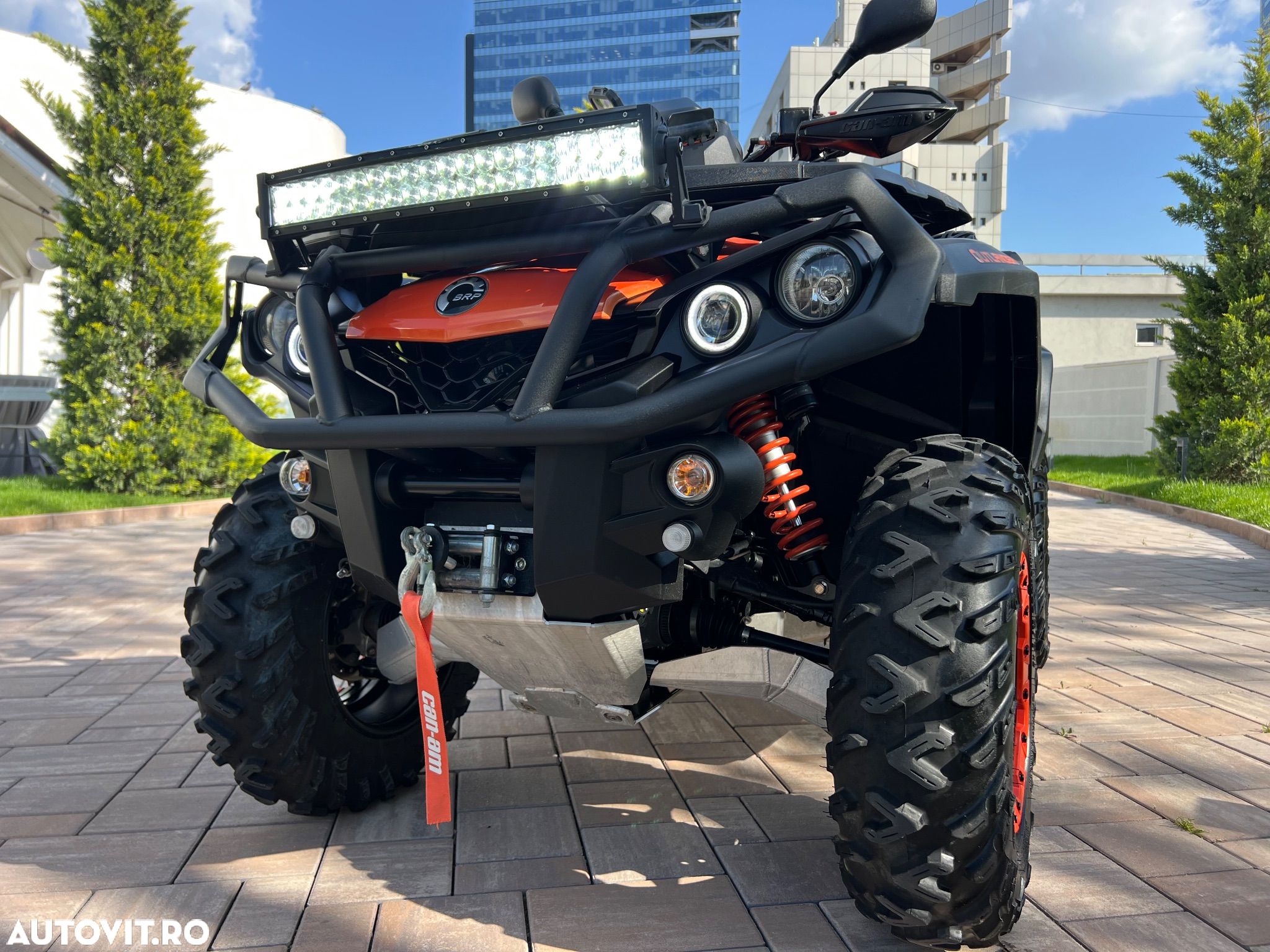 Can-Am Outlander Max - 1