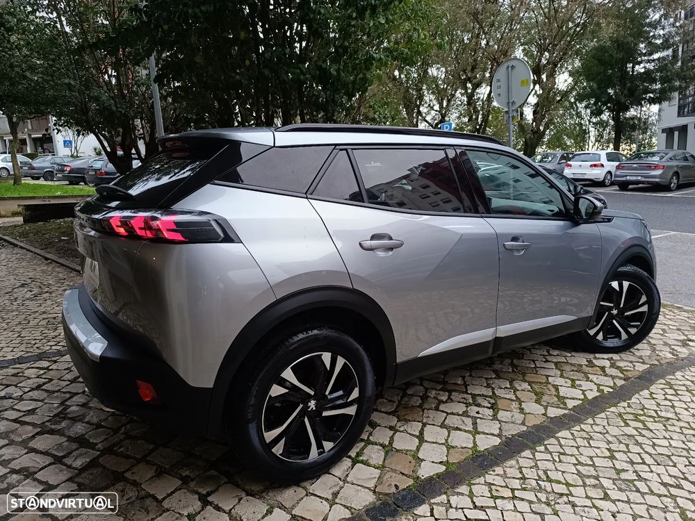 Peugeot 2008 PureTech 130 EAT8 Allure - 3