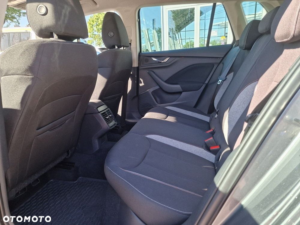 Skoda Kamiq 1.0 TSI Selection DSG - 13