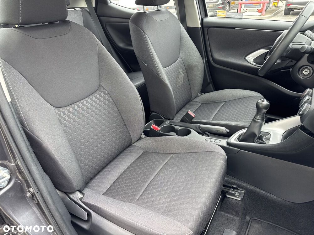 Toyota Yaris - 11