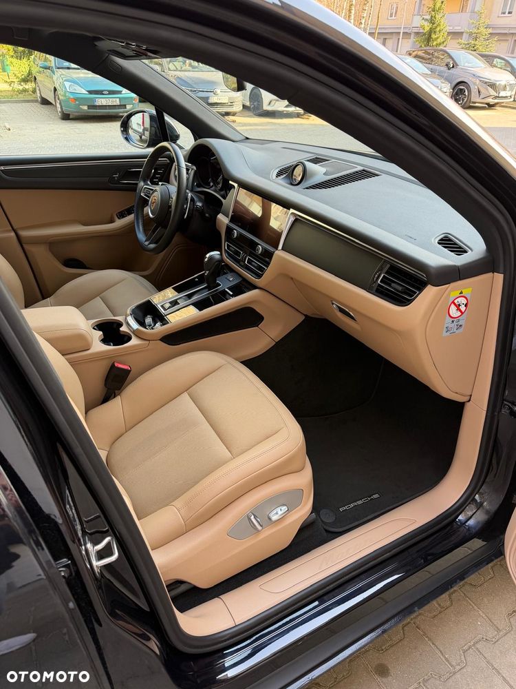 Porsche Macan Standard - 10