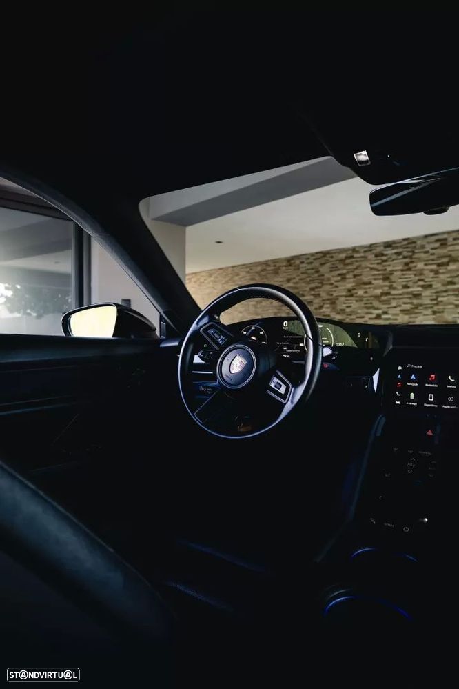 Porsche Taycan Standard - 14