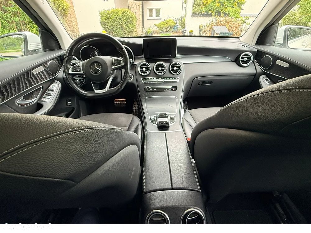 Mercedes-Benz GLC - 9