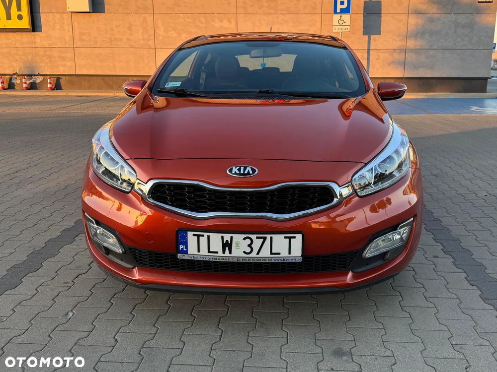 Kia Ceed 1.6 GDI L - 10