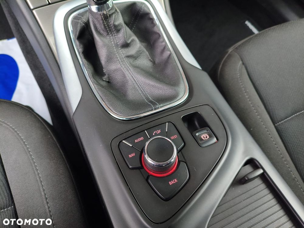 Opel Insignia 1.8 Active - 15