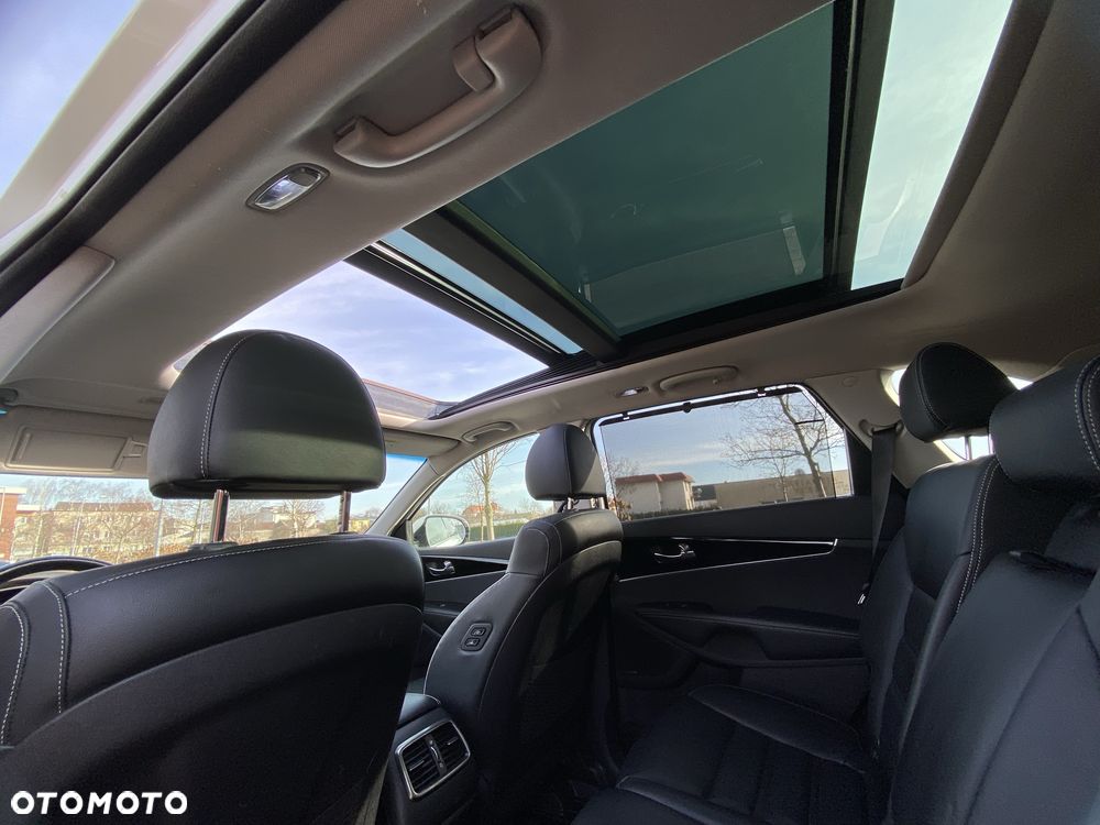 Kia Sorento - 8