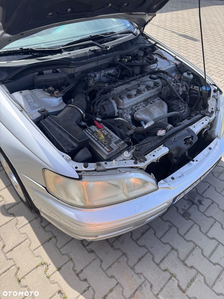 Honda Accord 1.8i LS - 21